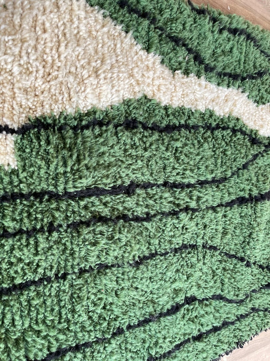 Green beni ouarine rug| moroccan rug
