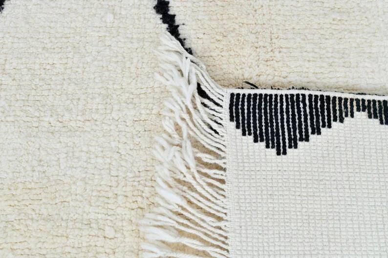 white and black Mrirt carpet| soft wool |customize your size| moroccan rug