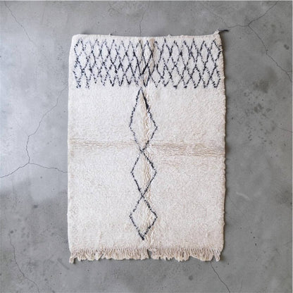 white and black Mrirt carpet| soft wool |customize your size| moroccan rug